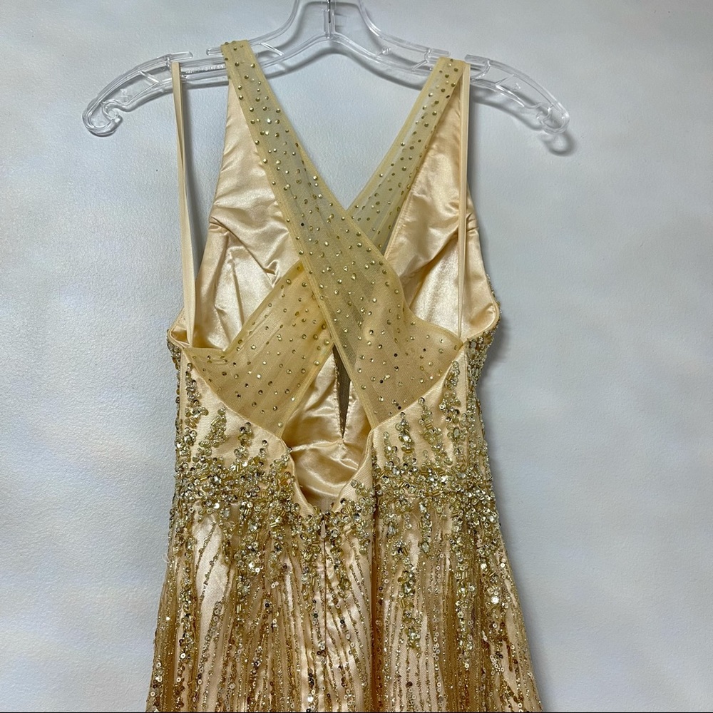 # Mac Duggal Light Gold Embellished Sequin Halter Neck Cross Back Gown - Picture 10 of 17